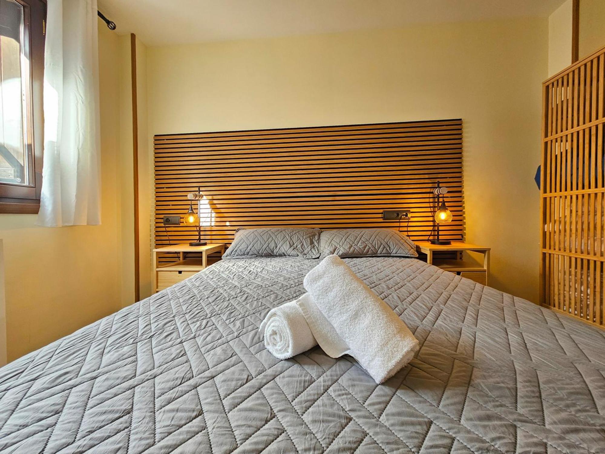 Apartamentos Escarrilla Suites 3000 Buitenkant foto